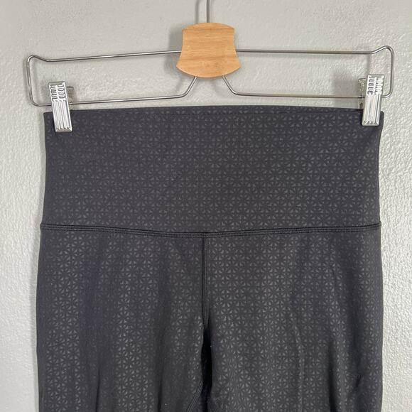 Lululemon Align Crop Leggings 21" Diverge Emboss Black Women's Size 8 Nulu Pants - Picture 4 of 11
